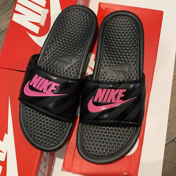 New Authentic Nike signature slide sandals sz 9 woman’s - Picture 4 of 11